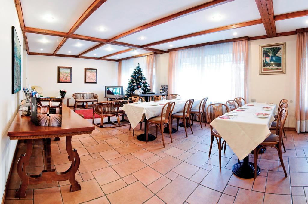 Antico Albergo Madonna Legnano Dış mekan fotoğraf