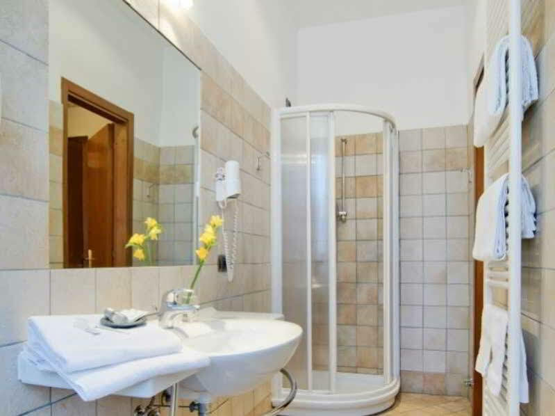 Antico Albergo Madonna Legnano Dış mekan fotoğraf